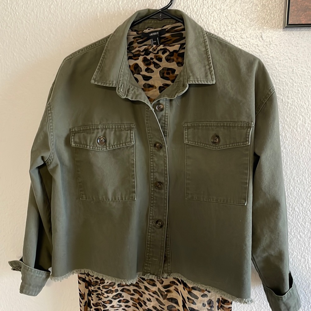 Army green cropped shacket